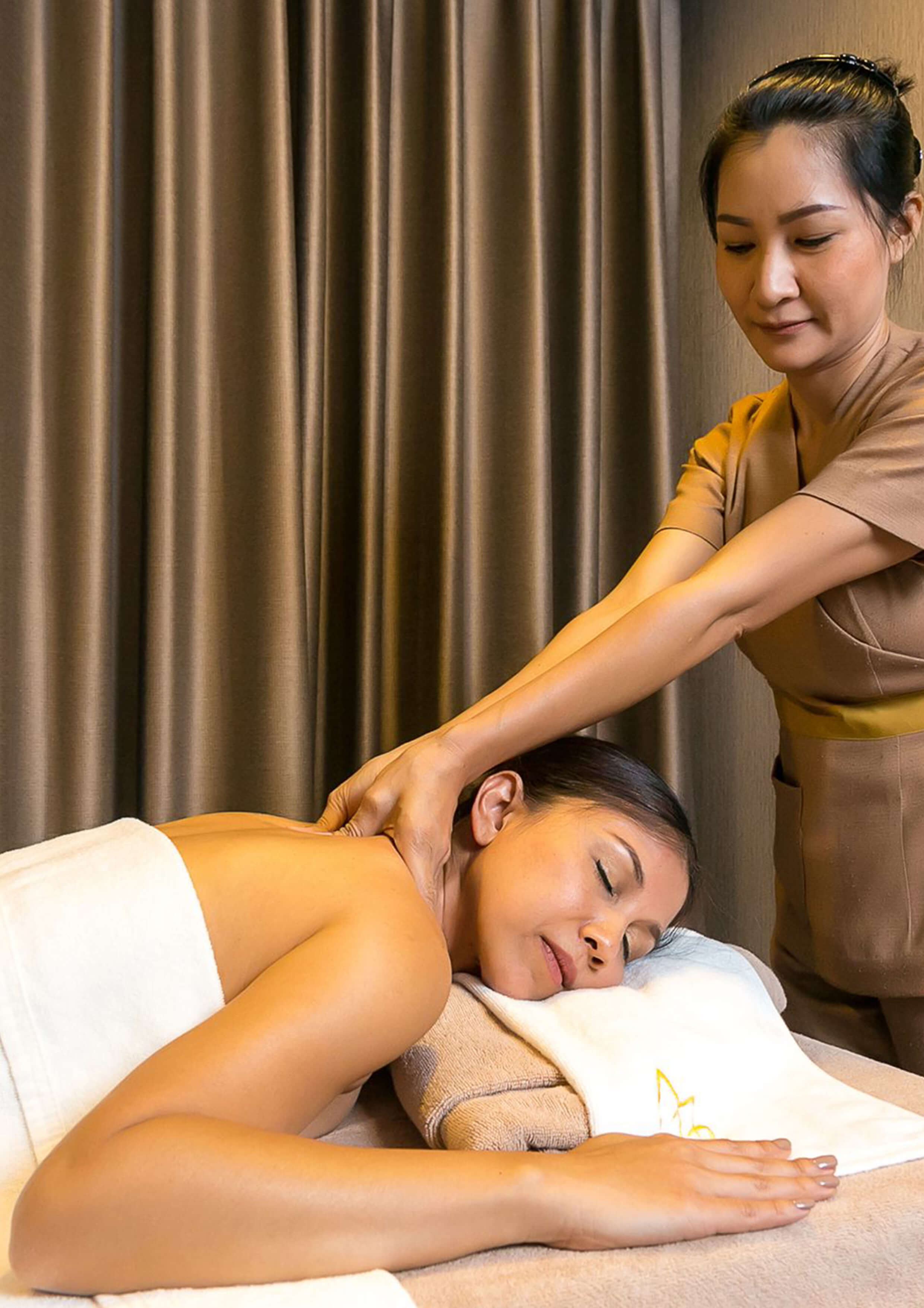 La Vie Signature Detox Massage 90 Mins